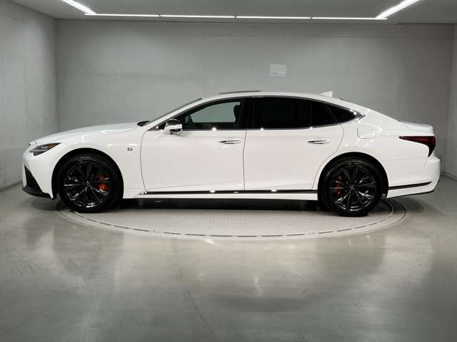 LS500 Fスポーツ 4WD