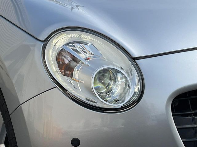 �yLED�w�b�h���C�g�z���V����ԑ��s�����ǍD�Ȏ��E���m�ۂ����S���ĉ^�]�ł��鍂�P�xLED�w�b�h���C�g�𑕔�!�_�����x�������A����d�͂��}�����Ă��܂��B