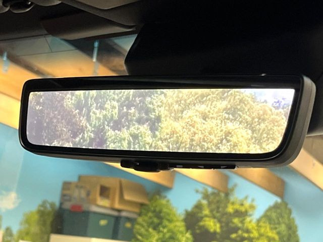 �y�f�W�^���C���i�[�~���[�z��Ȃ̑傫�ȉו��⓯��҂Ō�����m�F���Â炢���ł����S!�J�������B�e�����ԗ�����̉f�������[���~���[���ɕ\���B�N���A�Ȏ��E�ŏ󋵂̊m�F���\�ł�!