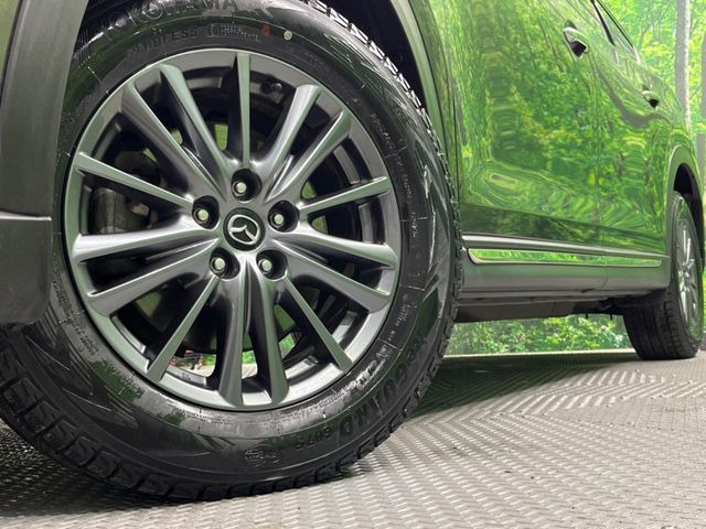 �y����17�C���`�A���~�z�C�[���z�O�ςɃ}�b�`���������A���~�z�C�[���𑕒����Ă���܂��B�e��ЊO�A���~�z�C�[����A�X�^�b�h���X�^�C�����戵�����Ă���܂��B���񂲑��k����������