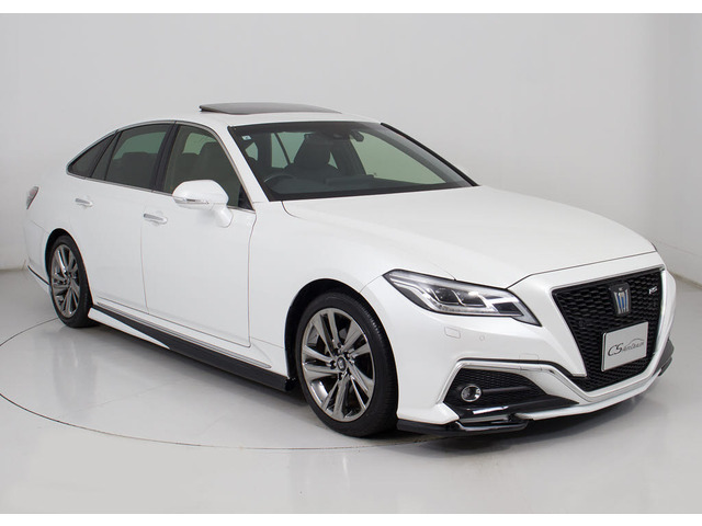 フルエアロが装着されています!お好みはいかがですか?今付いているデザイン以外にも、各ブランドのエアロを格安にてお取付け出来ます!又、エアロを外してノーマル状態にする事も出来ます!!