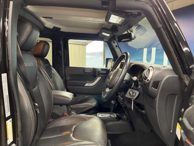 ●レザーシート:高級感漂うブラックレザーシートは、使用感も少なく良好なコンディションを保っております!その他、気になる箇所がございましたらお気軽にお問合せ下さい!