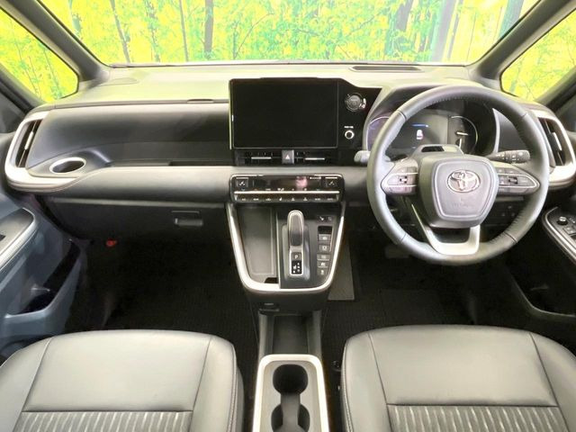 ノア1.8 ハイブリッド S-Z