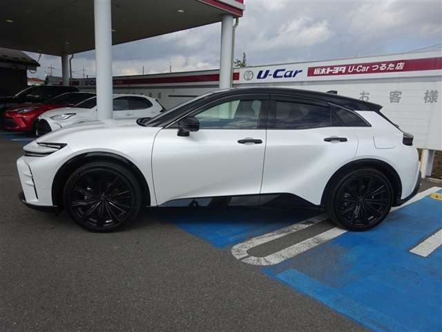 クラウンスポーツ2.5 Z E-Four 4WD