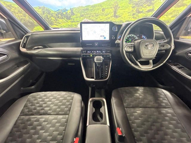 ヴォクシー1.8 ハイブリッド S-Z