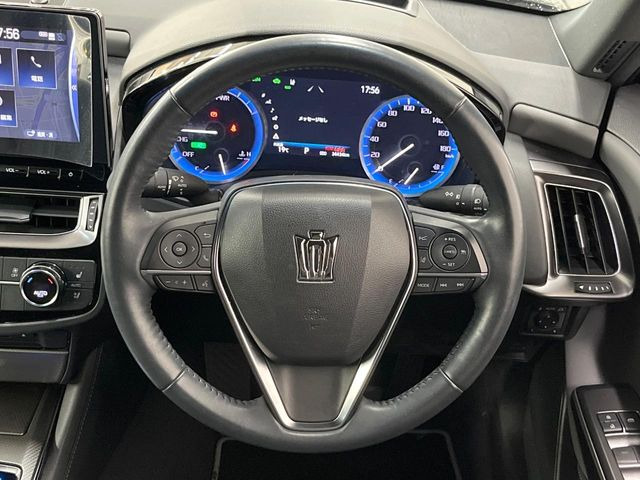 �y�����v�����X�e�A�����O�z�㎿�Ȋv���g�p���邱�ƂŁA��ɂ����������݂ƂĂ��^�]���₷���n���h���ł���