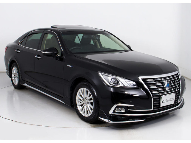 フルエアロが装着されています!お好みはいかがですか?今付いているデザイン以外にも、各ブランドのエアロを格安にてお取付け出来ます!又、エアロを外してノーマル状態にする事も出来ます!!