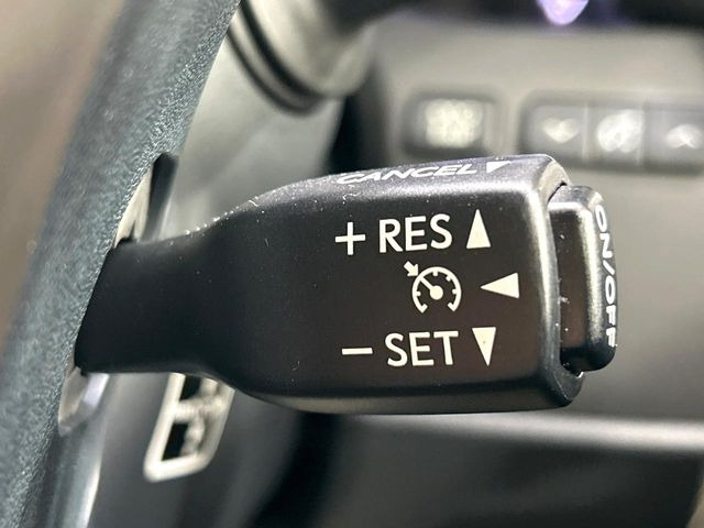 �y�N���[�Y�R���g���[���z�������H�����N���N���s�B�A�N�Z���𗣂��Ă���葬�x�ő��s���ł��A�������^�]���̕��S���y��!�����E�������ȒP�ȃX�C�b�`����Œ����ł��܂��B