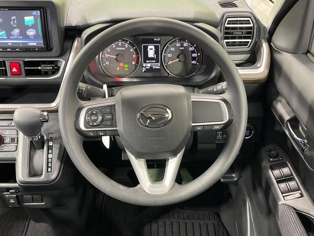 �y�X�e�A�����O�X�C�b�`�z�^�]���A�O������ڐ������炷���ƂȂ��A�I�[�f�B�I���̑��삪�\�ȕ֗��@�\!���S&���K�ȃh���C�u�����o���Ă���܂���