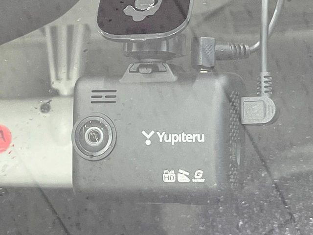 �y�h���C�u���R�[�_�[�z�h���C�u���R�[�_�[����!���s���͂������A������^�]�⎖�̂ɑ��������ہA�f���ŋL�^���A����̃��X�N�ɔ����܂��B���L�^�pSD�J�[�h�͂��q�l�����g�ł��������������K�v������܂��B