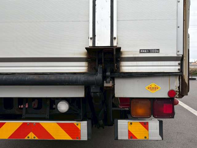 �[�������݌ɂ͂������A����]�̏��������`������������΂��q�l�ɂ҂������1������T���������܂�!