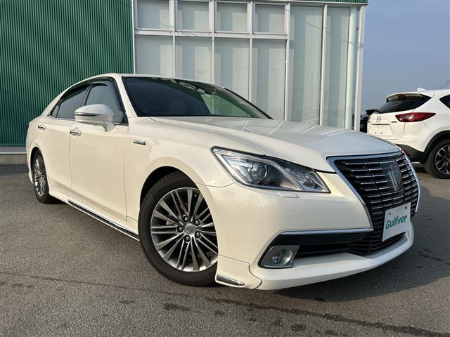 クラウンハイブリッド 2.5 ロイヤルサルーンG