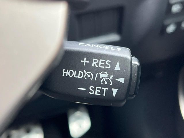 �y���[�_�[�N���[�Y�R���g���[���z�������H�ł̒��������s���y��!!�����ő��x��ۂN���[�Y�R���g���[�����A�Փˌy���V�X�e���ƘA�g���A�O���̎ԗ������m���ĎԊԂ�ۂ悤�ɑ��x���߂��Ă���܂�!!