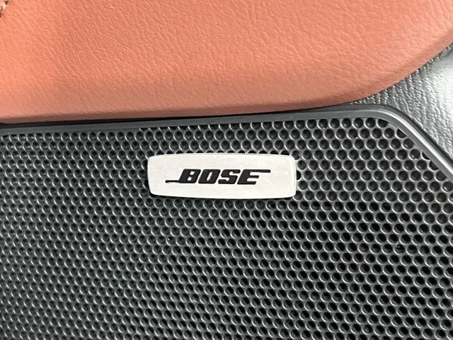 �yBOSE�T�E���h�V�X�e���t�������i�r�z�[���̃i�r�@�\�͂������A���x�ȃ`���[�j���O�\�͂����ڂ���Ă���A�������ȉ��y�����y���݂��������܂���