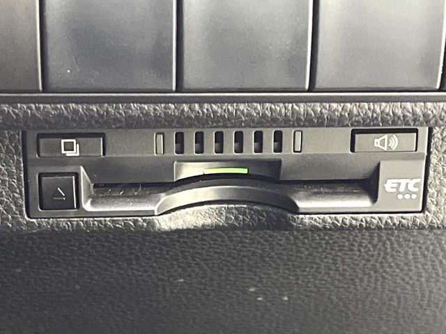 【ETC】高速道路の料金所をストレスなく通過!話題のスポットやサービスエリアに多い「スマートIC」利用時は必須のアイテムです。当店でセットアップを実施、ご納車当日からすぐにご利用いただけます!