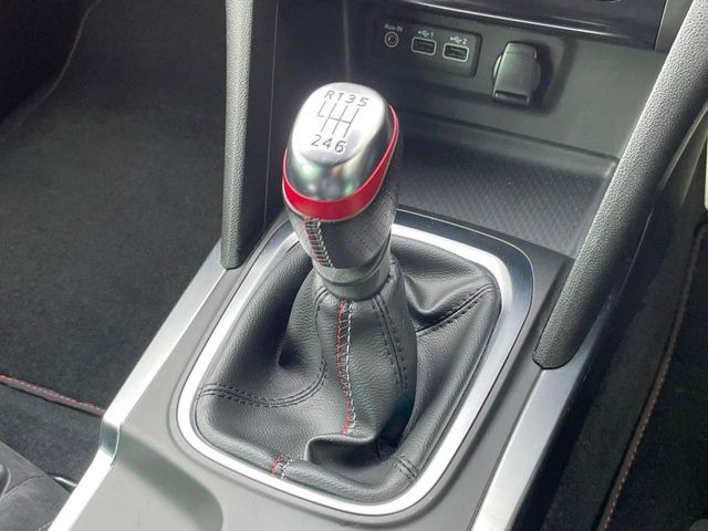 ��MT���[�h�t��AT:�ʏ�͎����ł����Ȃ���ϑ�(�M�A�`�F���W)���h���C�o�[�̑���ɂ���ĈӐ}�I�ɕς�����V�X�e���ł��B����w���i�̃h���C�u�����y���݂��������܂�!