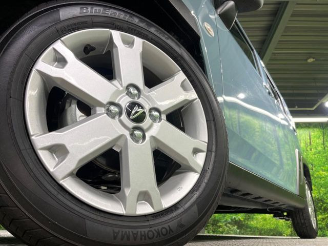 �y����15�C���`�A���~�z�C�[���z�O�ςɃ}�b�`���������A���~�z�C�[���𑕒����Ă���܂��B�e��ЊO�A���~�z�C�[����A�X�^�b�h���X�^�C�����戵�����Ă���܂��B���񂲑��k����������