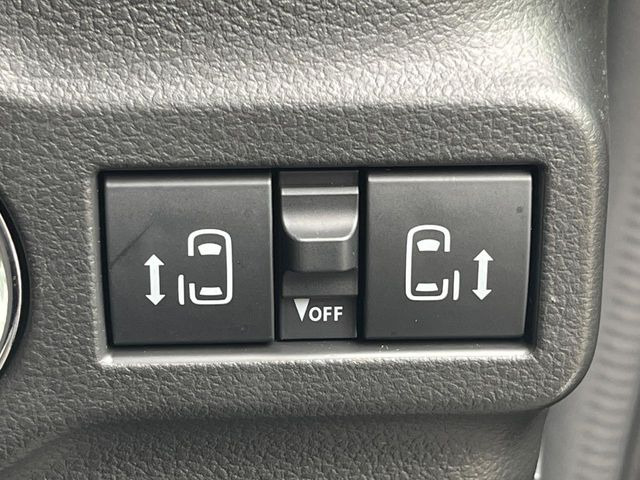 �y�����p���[�X���C�h�h�A�z�X�}�[�g�L�[��^�]�Ȃ̃X�C�b�`�Ō�ȗ����X���C�h�h�A�̊J���\���d��������͂����ăh�A���J����K�v�������A�����Ȃ��q�l�ł��ȒP�ɊJ���߂ł����K�ł���