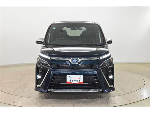 ヴォクシー1.8 ハイブリッド ZS 煌III