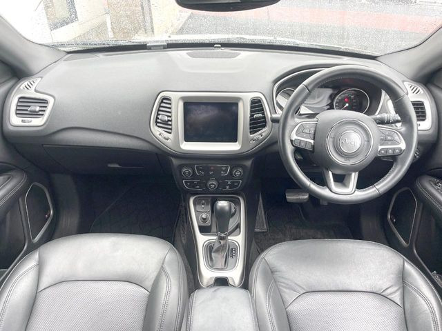 コンパスS モデル 4WD