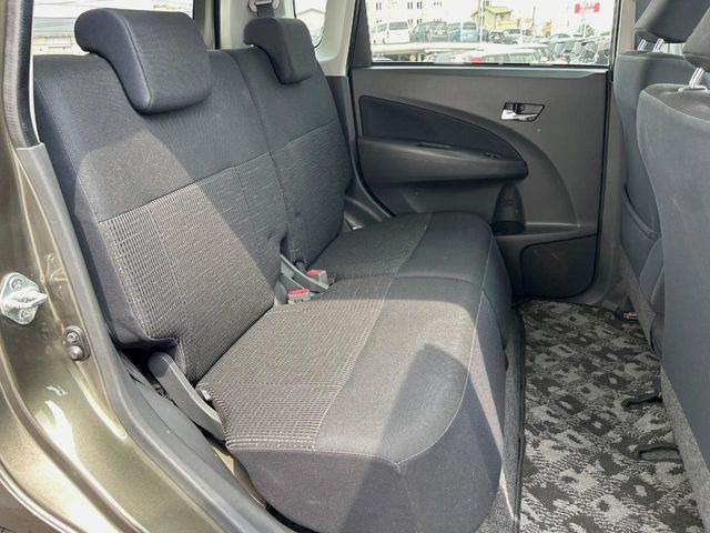 �L�X�Ƃ���2��ڃV�[�g�͋��Z���������A���S�n�����K!�F�B��Ƒ��Ƃ̂��o�����ɂ҂�����ł��B�x�r�[�V�[�g��`���C���h�V�[�g�g�p�������K�ɂ��߂�������������\���ȋ�Ԃ��m�ۂ��Ă��܂��B