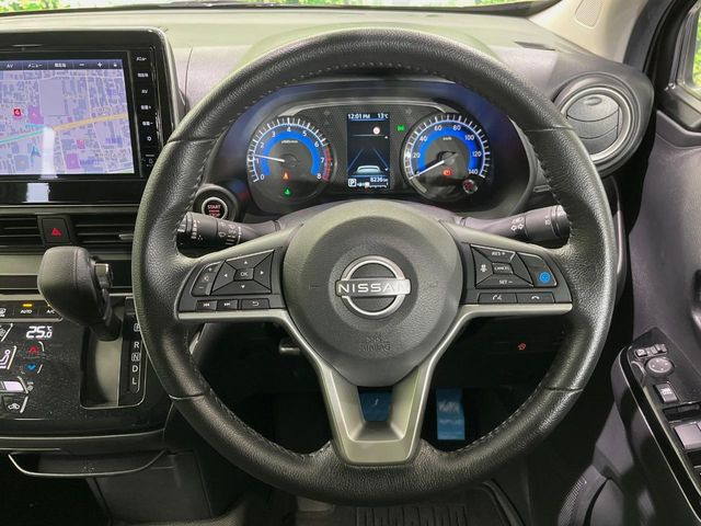 �y�����v�����X�e�A�����O�z�㎿�Ȋv���g�p���邱�ƂŁA��ɂ����������݂ƂĂ��^�]���₷���n���h���ł���