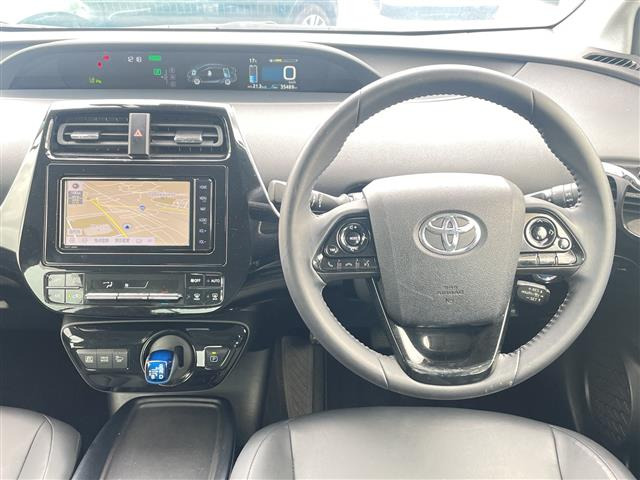 プリウス1.8 S ツーリングセレクション