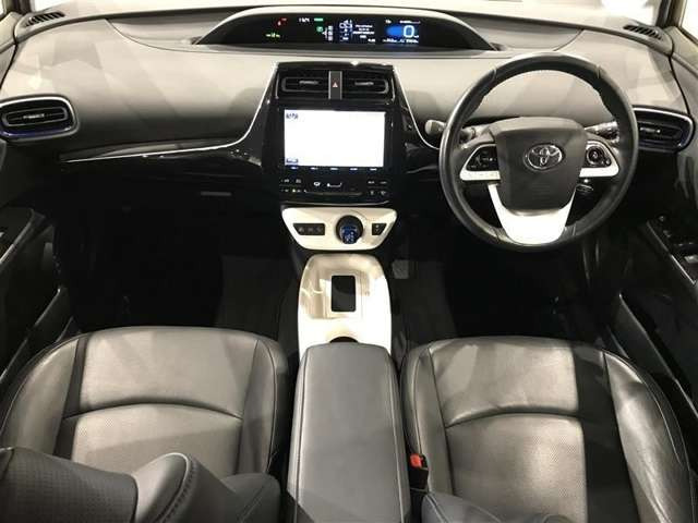 プリウス1.8 A プレミアム ツーリングセレクション