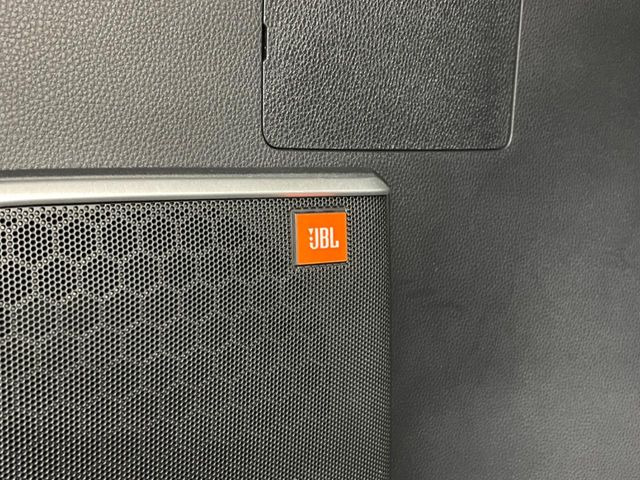 �yJBL�T�E���h�V�X�e���z�[���̃i�r�@�\�͂������A���x�ȃ`���[�j���O�\�͂����ڂ���Ă���A�������ȉ��y�����y���݂��������܂���