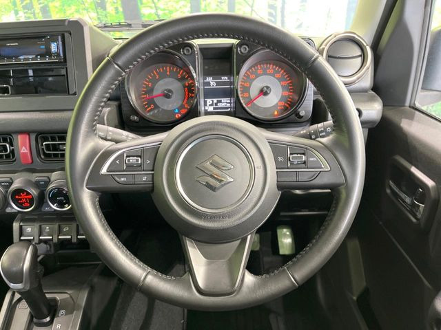 �y�����v�����X�e�A�����O�z�㎿�Ȋv���g�p���邱�ƂŁA��ɂ����������݂ƂĂ��^�]���₷���n���h���ł���