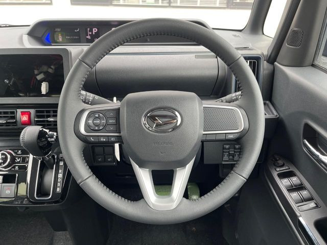 �y�����v�����X�e�A�����O�z�㎿�Ȋv���g�p���邱�ƂŁA��ɂ����������݂ƂĂ��^�]���₷���n���h���ł���