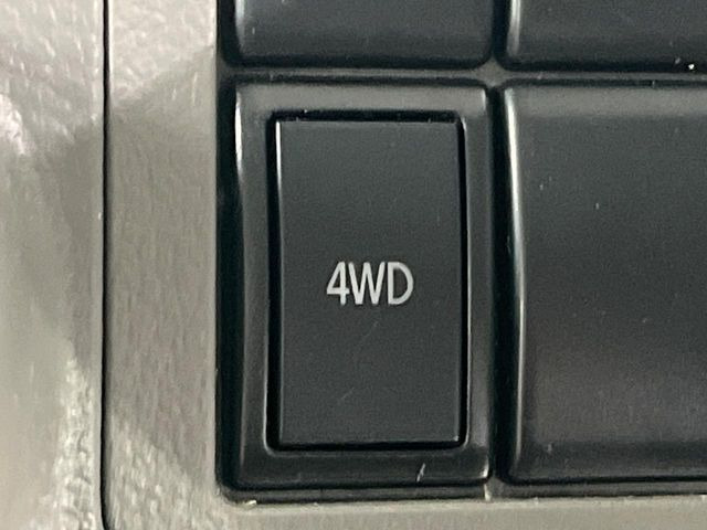 4WD�̂��Ԃł��̂ŁA�ᓹ�ł����S�ł���~��n�n��ɂ��Z�܂��̕��ȊO�ɂ��A�E�B���^�[�X�|�[�c����̕���~��n��֋A�Ȃ����@�������ɂ���������!