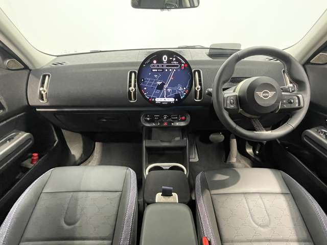 ミニカントリーマンD DCT ディーゼル