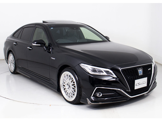 フルエアロが装着されています!お好みはいかがですか?今付いているデザイン以外にも、各ブランドのエアロを格安にてお取付け出来ます!又、エアロを外してノーマル状態にする事も出来ます!!