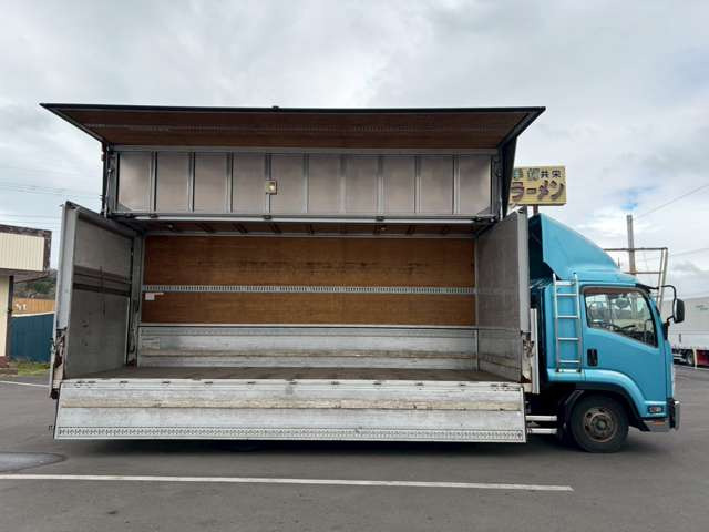 Facebook�ETwitter�EInstagram�������Ɍ������ʂɕ\������܂�!