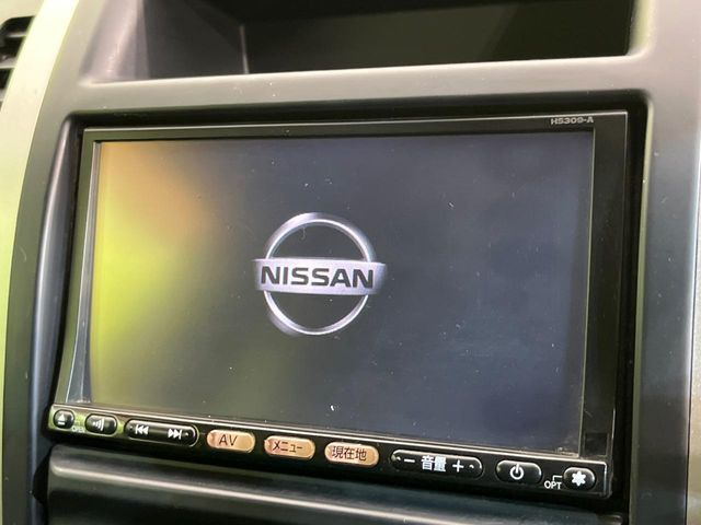 �y�����i�r�z�l�C�̏����i�r�𑕔����Ă���܂��B�i�r�̎g���₷���͂������A�I�[�f�B�I�@�\���[��!�L�����v�◷�s�͂������A�ʋ΂┃�����ȂǕ��i�̃h���C�u���y�����Ȃ�͂���