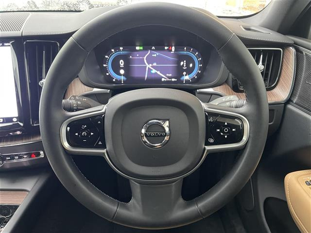 XC60アルティメット B5 AWD 4WD