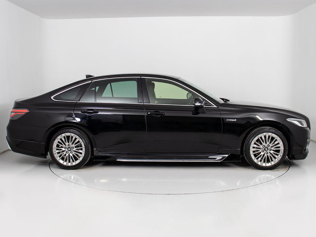 ★モデリスタエアロ装備!!大人気の純正エアロ!純正の良さを残しつつ上品な印象に仕上がっております!