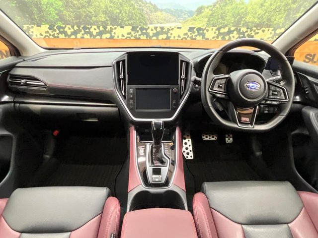 レヴォーグ1.8 STI スポーツ 4WD