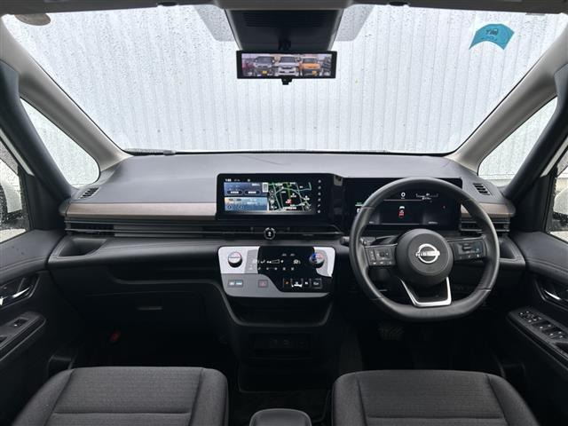 セレナ1.4 e-POWER ハイウェイスターV