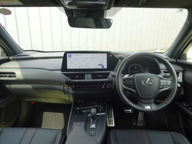 UX300h Fスポーツ