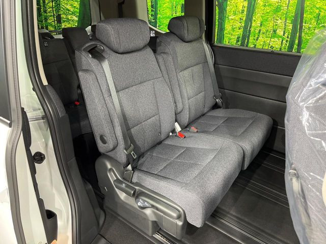 ���i���ȃI���W�i���t���A�}�b�g���I�v�V�����ɂĂ��p�ӂ��Ă���܂��B���D���ȃf�U�C����J���[�����Ԃɍ��킹�đI��ł����������Ƃ��ł��܂���