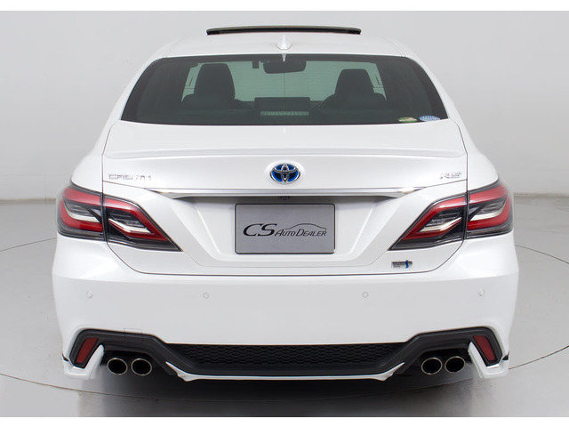 フルエアロが装着されています!お好みはいかがですか?今付いているデザイン以外にも、各ブランドのエアロを格安にてお取付け出来ます!又、エアロを外してノーマル状態にする事も出来ます!!