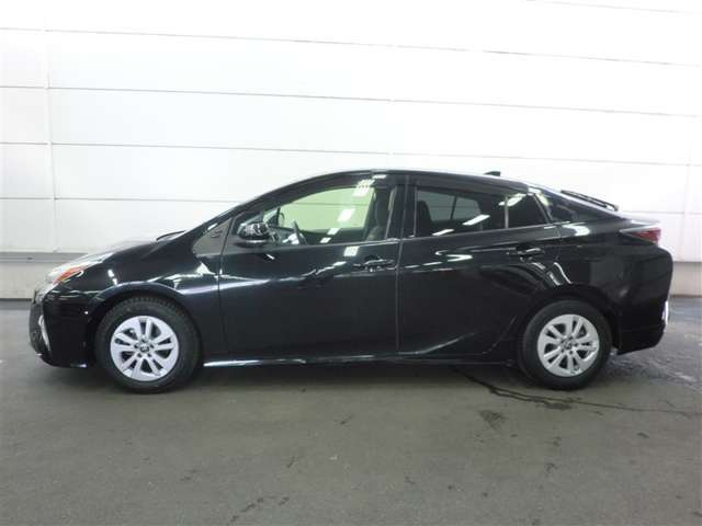 プリウス1.8 S セーフティ プラス