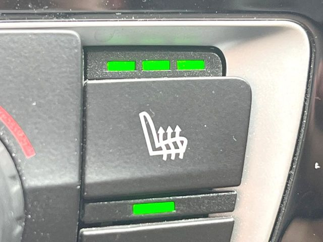 ���t�����g�V�[�g�q�[�e�B���O:�^�]�ȁE����ȋ��ɎO�i�K�Œ��߂��\�ȃV�[�g�q�[�^�[�𑕔����Ă���܂��B�G�߂��킸���K�ɂ��g�p���������܂��B