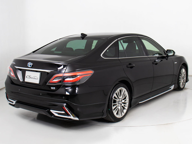 ★モデリスタエアロ装備!!大人気の純正エアロ!純正の良さを残しつつ上品な印象に仕上がっております!