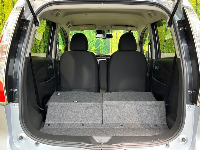 ���i�̂���������ʋ΁A���}���ɏ\���ȉ׎��X�y�[�X���m�ۂ��Ă���܂��B�Z�J���h�V�[�g��|���ƁA�傫�ȉו��̐ύڂ��\�ł���