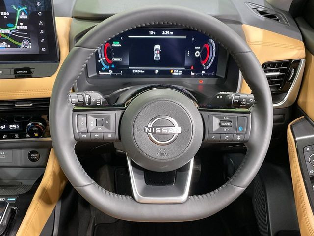 �y�����v�����X�e�A�����O�z�㎿�Ȋv���g�p���邱�ƂŁA��ɂ����������݂ƂĂ��^�]���₷���n���h���ł���