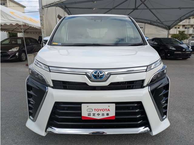 ヴォクシー1.8 ハイブリッド ZS 煌III