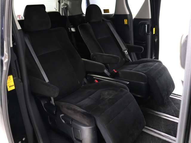 �y�I�b�g�}���t���Z�J���h�V�[�g�z�ő�800mm�̃����O�X���C�h�V�[�g�ƃI�b�g�}���@�\�ɂ�葫���y�X�L�΂������\�ł�!�܂��A�Ђ��|��������܂��̂ŁA���K�ȃh���C�u�����y���݂��������܂�!